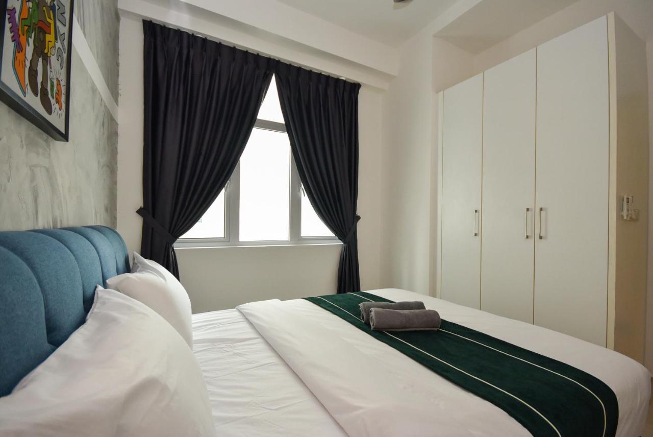 Twin Galaxy By Nest * Johor Bahru